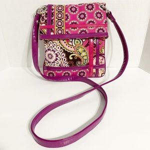 Vera Bradley Quilted Flipster Berry Paisley Crossbody Bag Faux Leather Accents